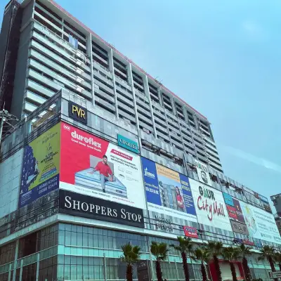 Retail & Entertainment